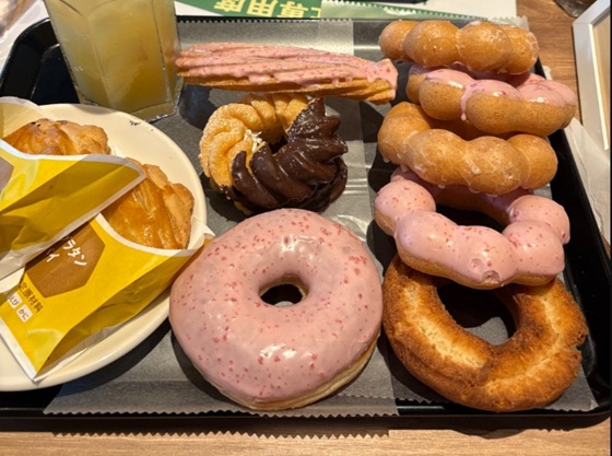 ミスドのパイとドーナツ