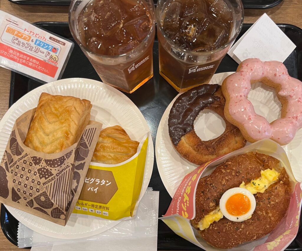 ミスド食べ放題のドーナツやパイ、ドリンク