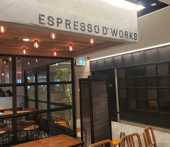 Espresso D Works 池袋の外観