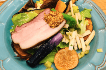 こじか食堂のベーコンランチの画像