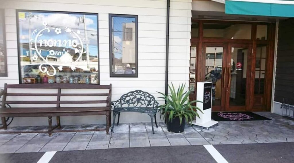 ノンノダンク六十谷店の外観