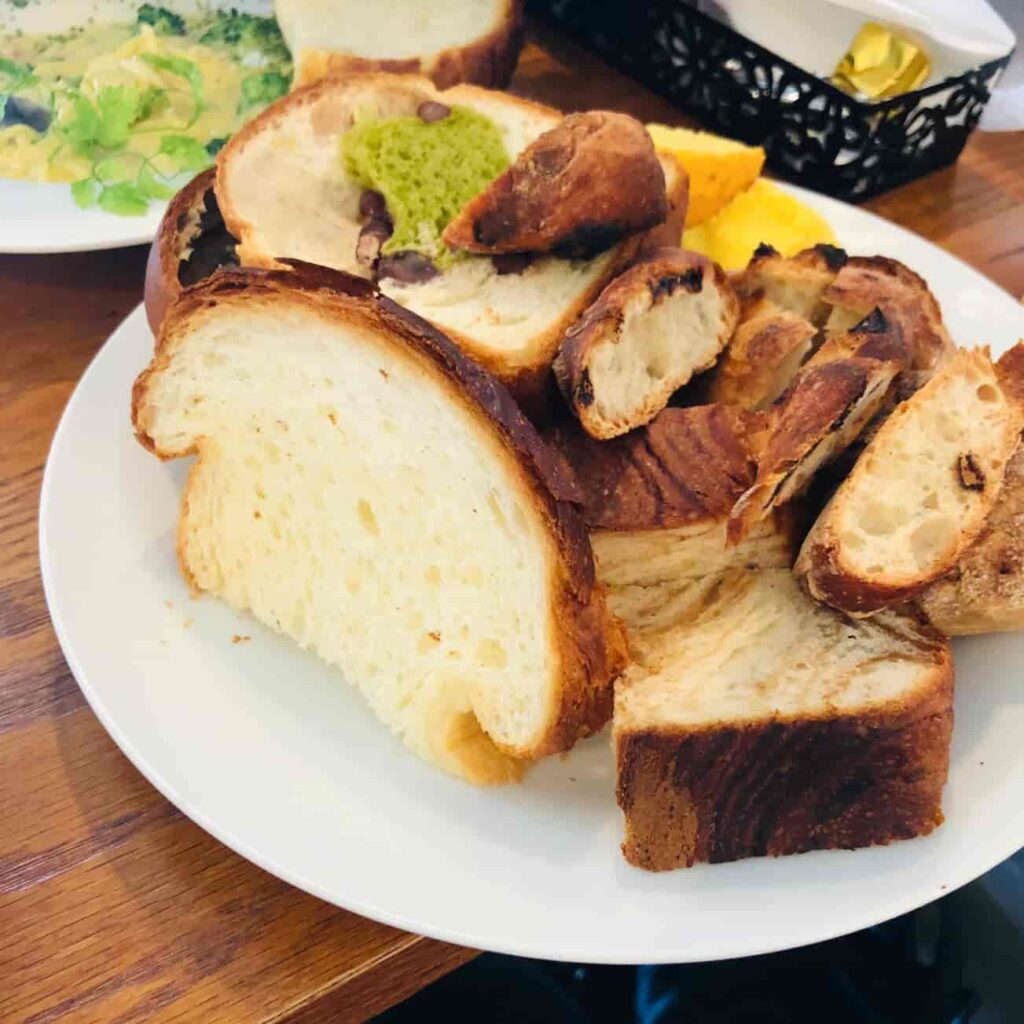 メゾン・フルリールの食べ放題で楽しめるたくさんのパン