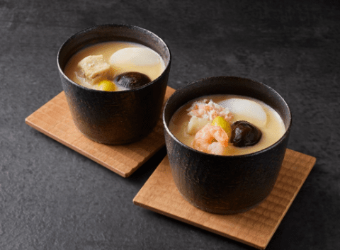 銀のさらの茶わん蒸しの画像