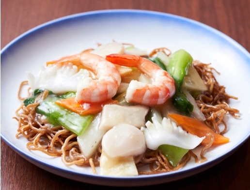 551蓬莱(ほうらい)の海鮮焼そば