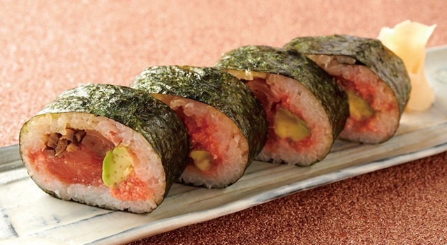 つるとんたんのお持ち帰り(テイクアウト)の名物つるとんたん巻き寿司(ハーフ)