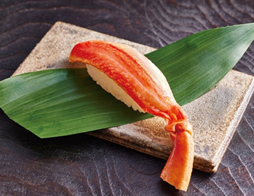 銀のさらの年末年始のお持ち帰り(テイクアウト)メニュー殻付き本ズワイガニ(1貫)