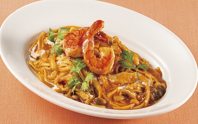 フォルクスの濃厚オマール海老ソースのパスタ