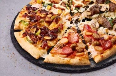 ドミノピザのクワトロピザ_クワトロ・ミートマックス