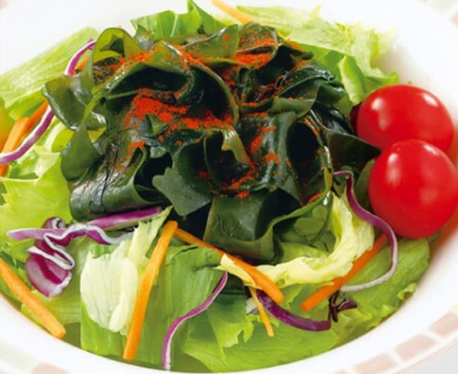 サイゼリヤのわかめのサラダ