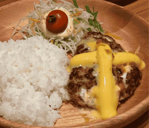 びっくりドンキーのモーニングメニューのミニマムディッシュの画像