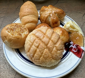 Dip Cafeのパン盛り合わせ