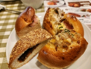 ヴァンドール シエンのパン盛り合わせ