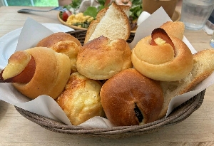 Bakery Cafe 151@のパン盛り合わせ