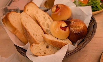 Bakery Cafe 151@のパン盛り合わせ