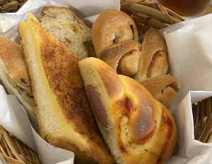 Bakery Cafe 151@のパン盛り合わせ