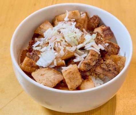 豚ギャングのチャーシュー丼