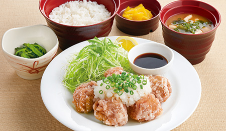 ジョイフルのジョイフル塩唐揚げ定食