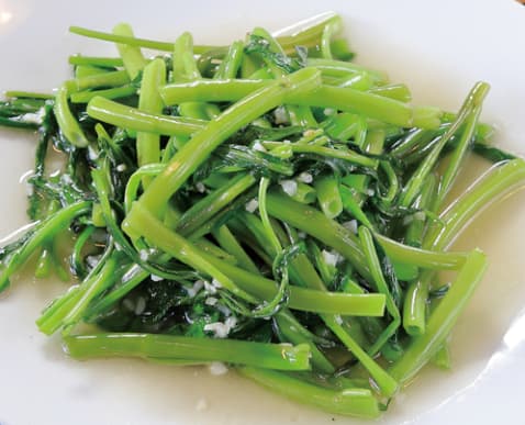 揚州商人の空芯菜炒め