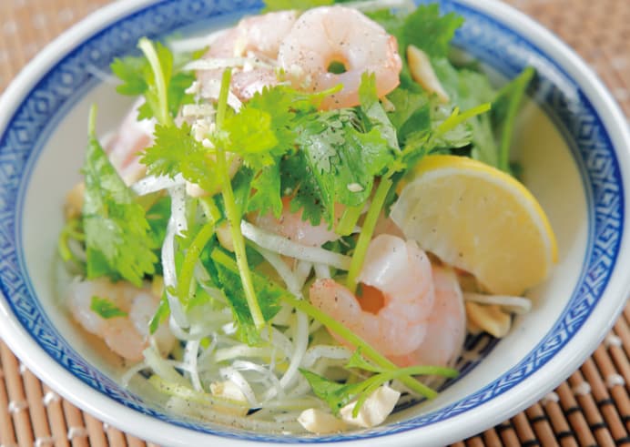 揚州商人の小エビとパクチーの和え物