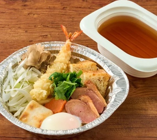 ゆめあん食堂の上海老天鍋焼きうどん（アルミ鍋）