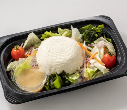 ゆめあん食堂の豆富のサラダ（味噌ドレッシング）