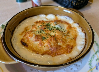 洋食レストラン ヤマザキの牡蠣と白菜 ベーコングラタン