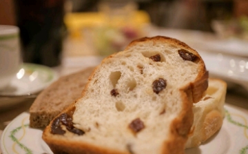 洋食レストラン ヤマザキの食べ放題のパン盛り合わせ