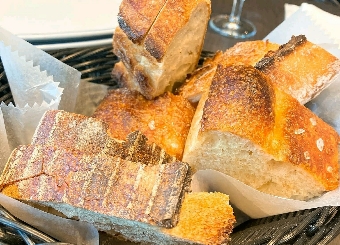 THE CITY BAKERY TRATTORIA RUBIN 仙台の食べ放題のパン