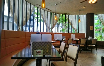 MEINA(メーナ)の内観